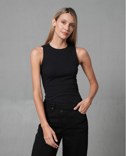 Camiseta con escote en espalda para mujer