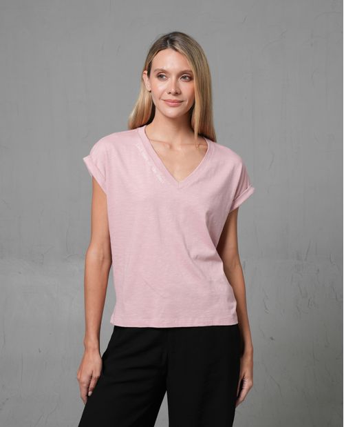 Camiseta cuello en V con estampado para mujer