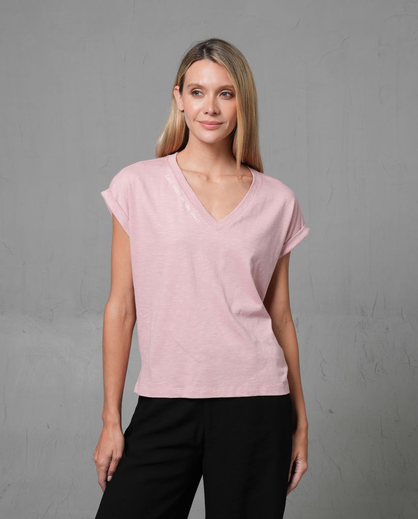 Camiseta cuello en V con estampado para mujer