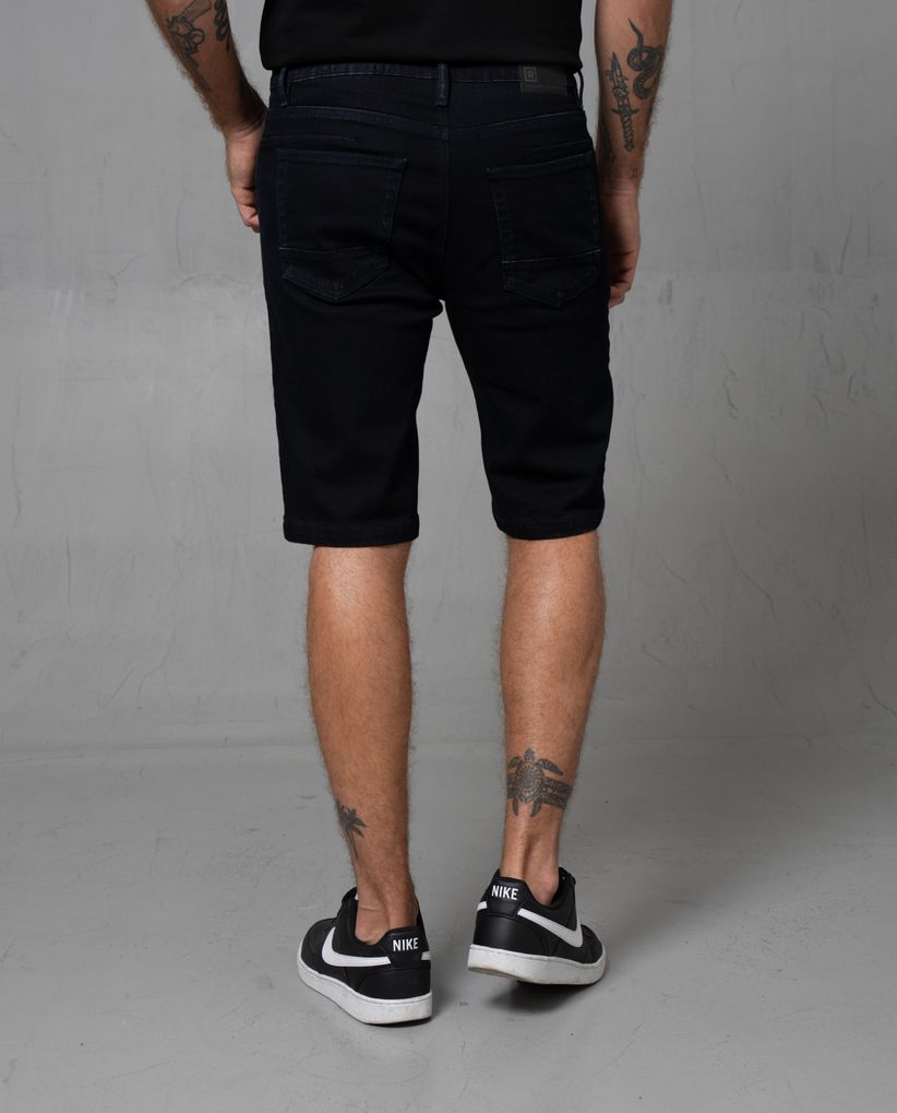 Bermuda en denim tono oscuro para hombre