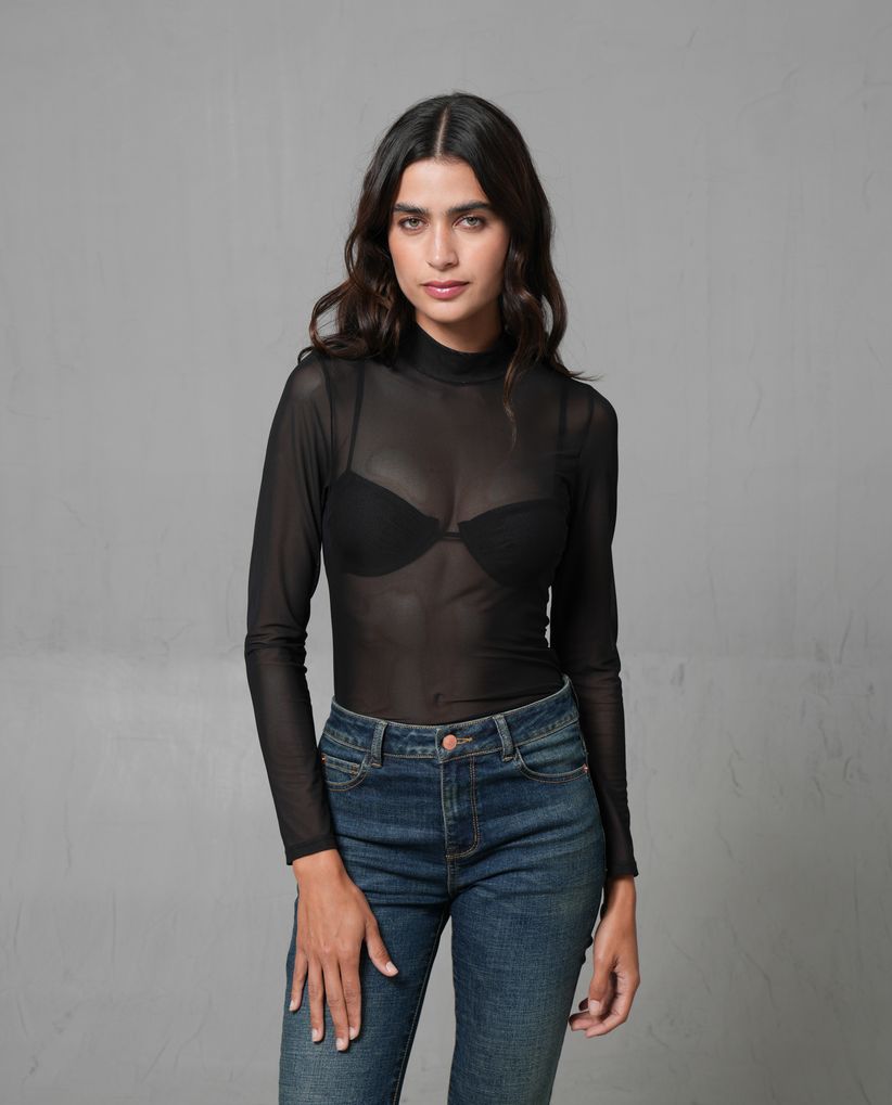 Camiseta de cuello tortuga para mujer