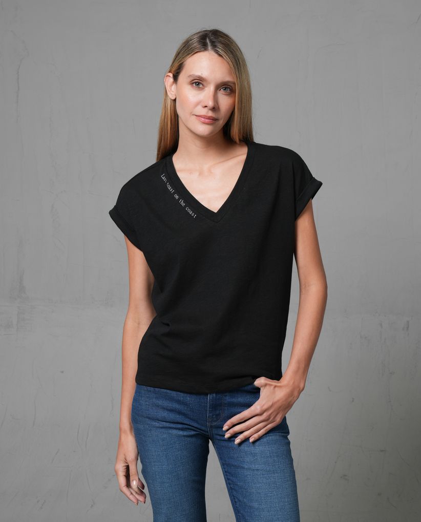 Camiseta cuello en V con estampado para mujer
