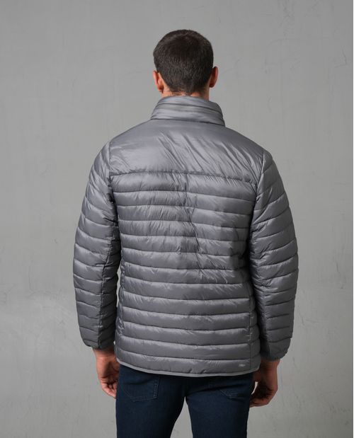 Chaqueta acolchada con capucha para hombre