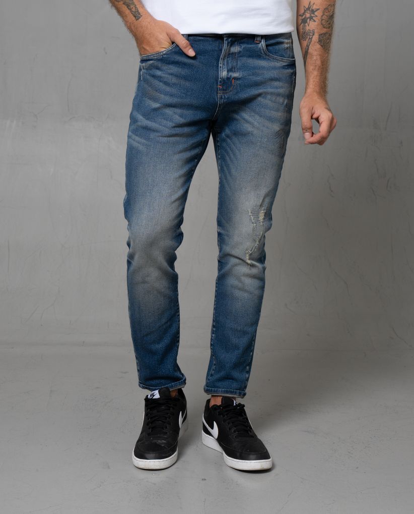 Jean Slim con desgastes para hombre