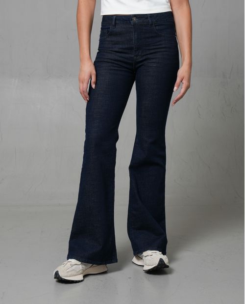 Jean Magic Up con bota flare para mujer