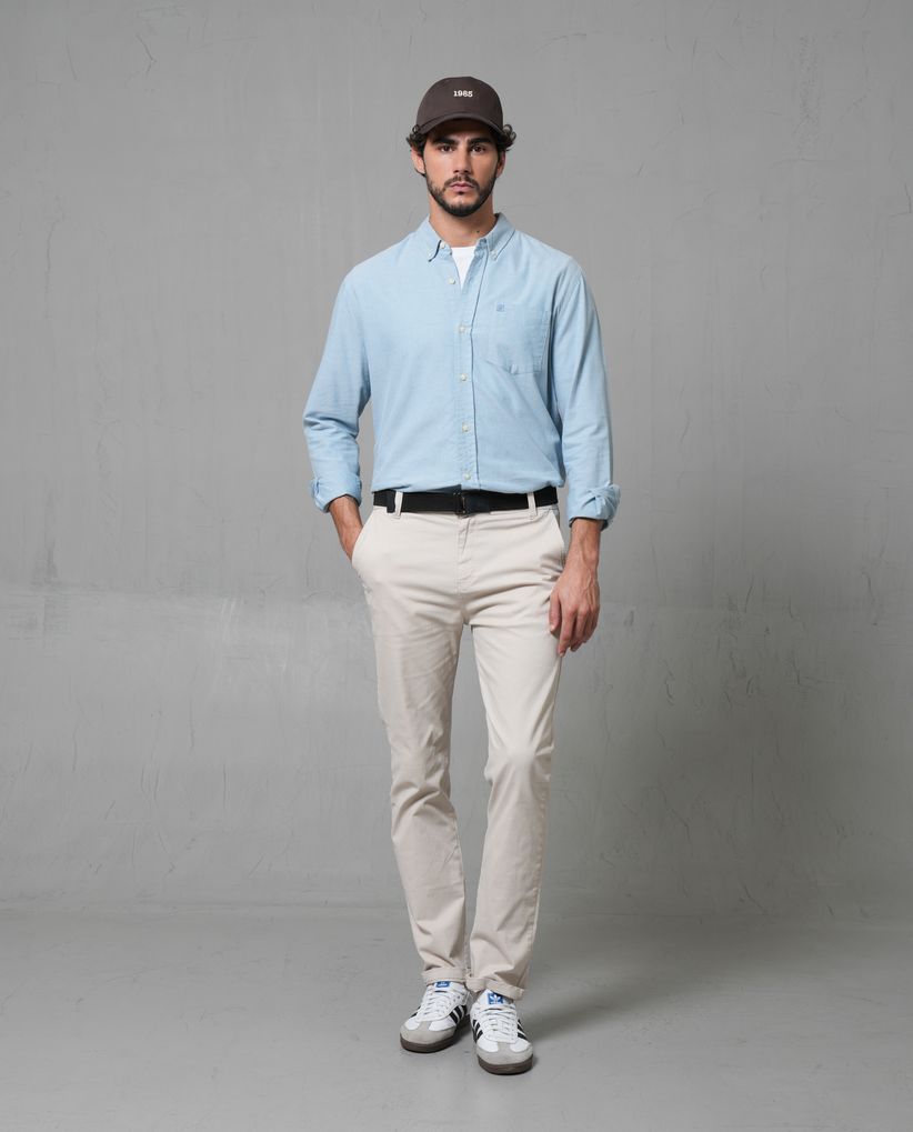 Pantalón tipo chino para hombre