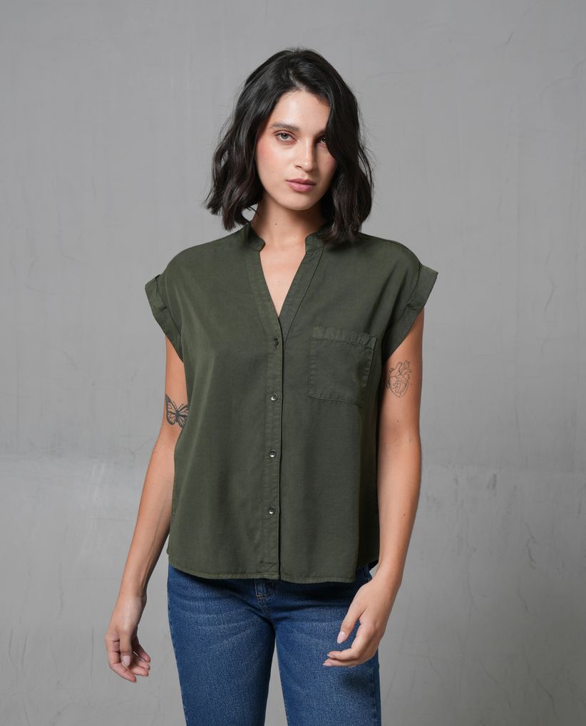 Camisa de manga rodada con escote en V para mujer