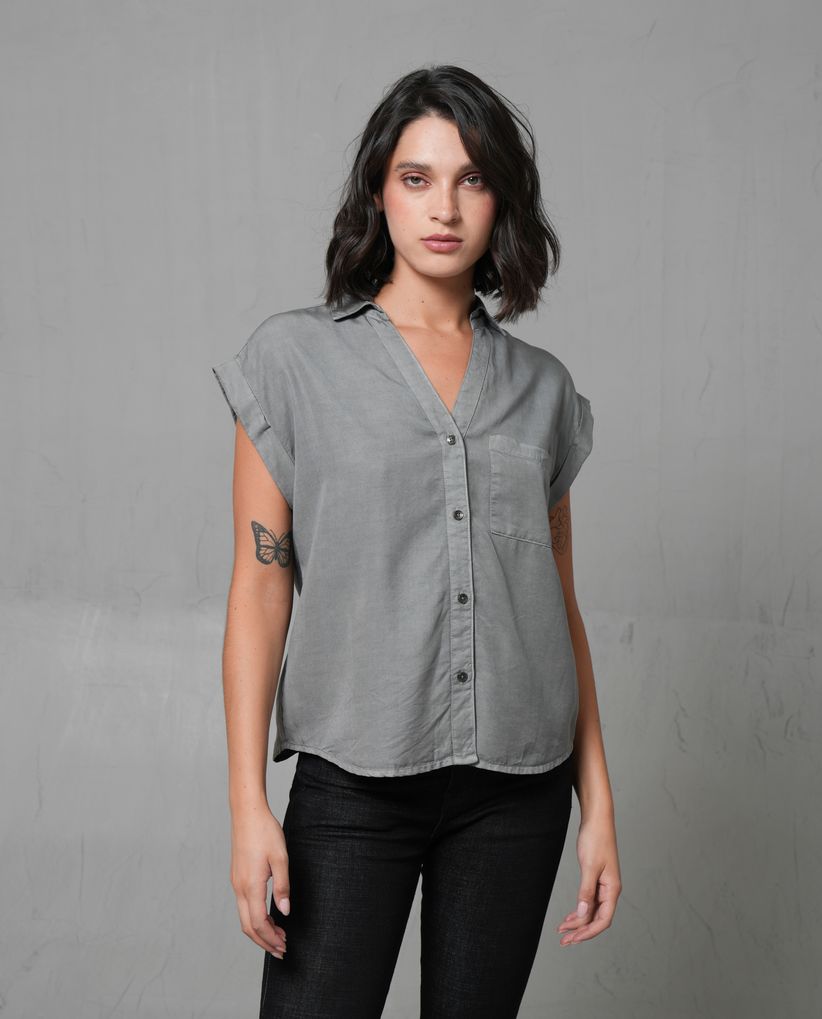 Camisa manga sisa con bolsillo para mujer