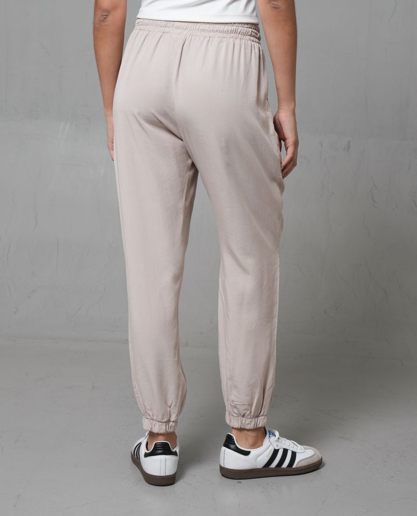 Pantalón Jogger con bolsillos para mujer