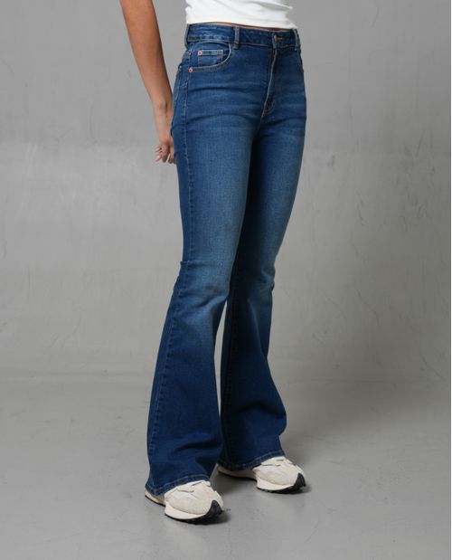 Jean Flare tono oscuro para mujer
