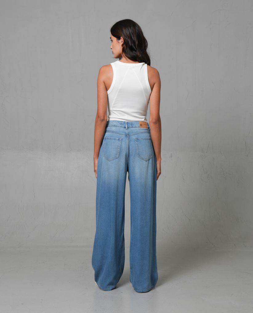 Jean Wide Leg con pinzas decorativas para mujer
