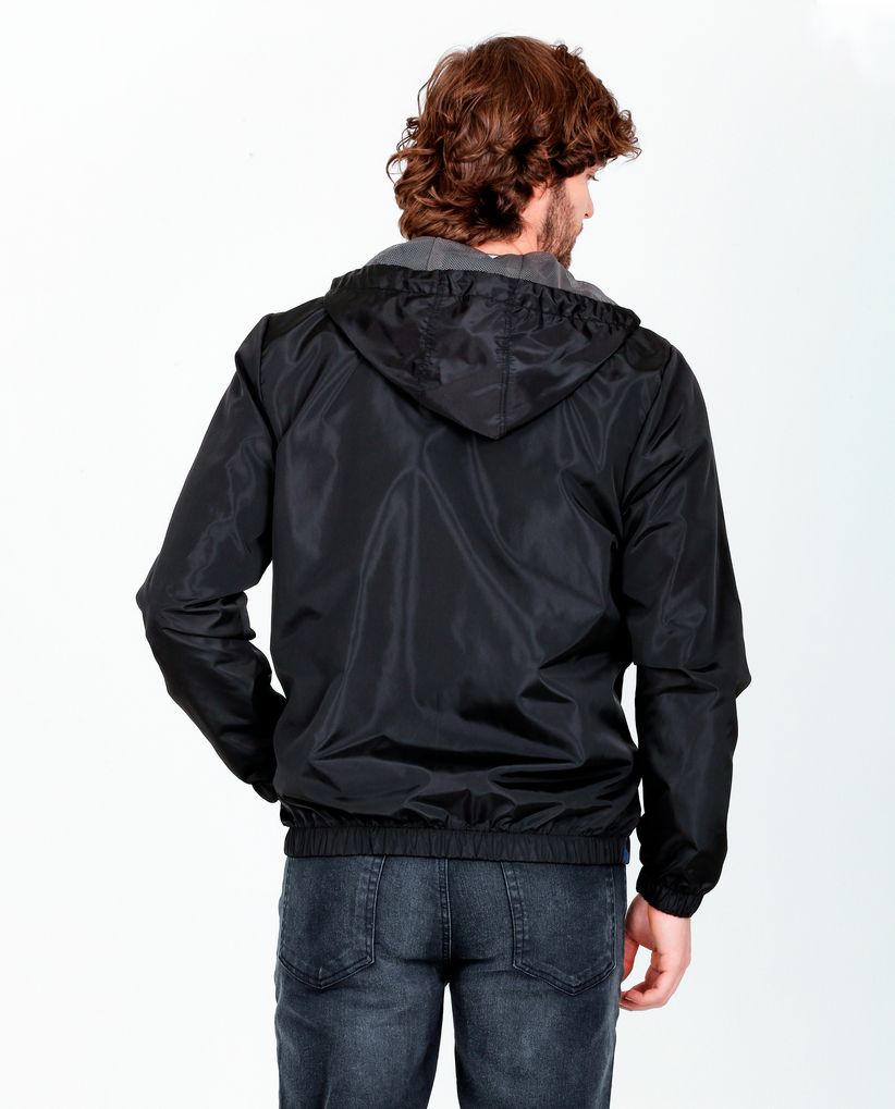 Chaqueta con diseño camuflado para hombre