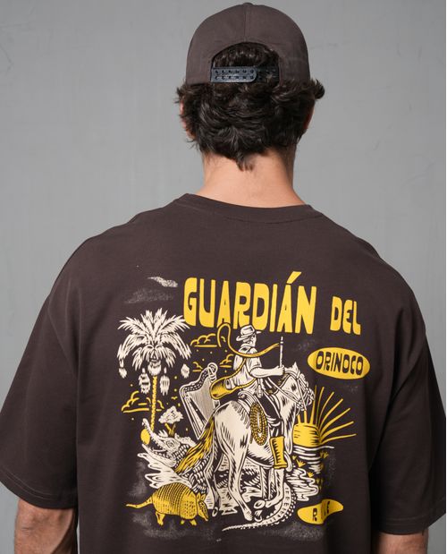 Camiseta con estampado en espalda para hombre