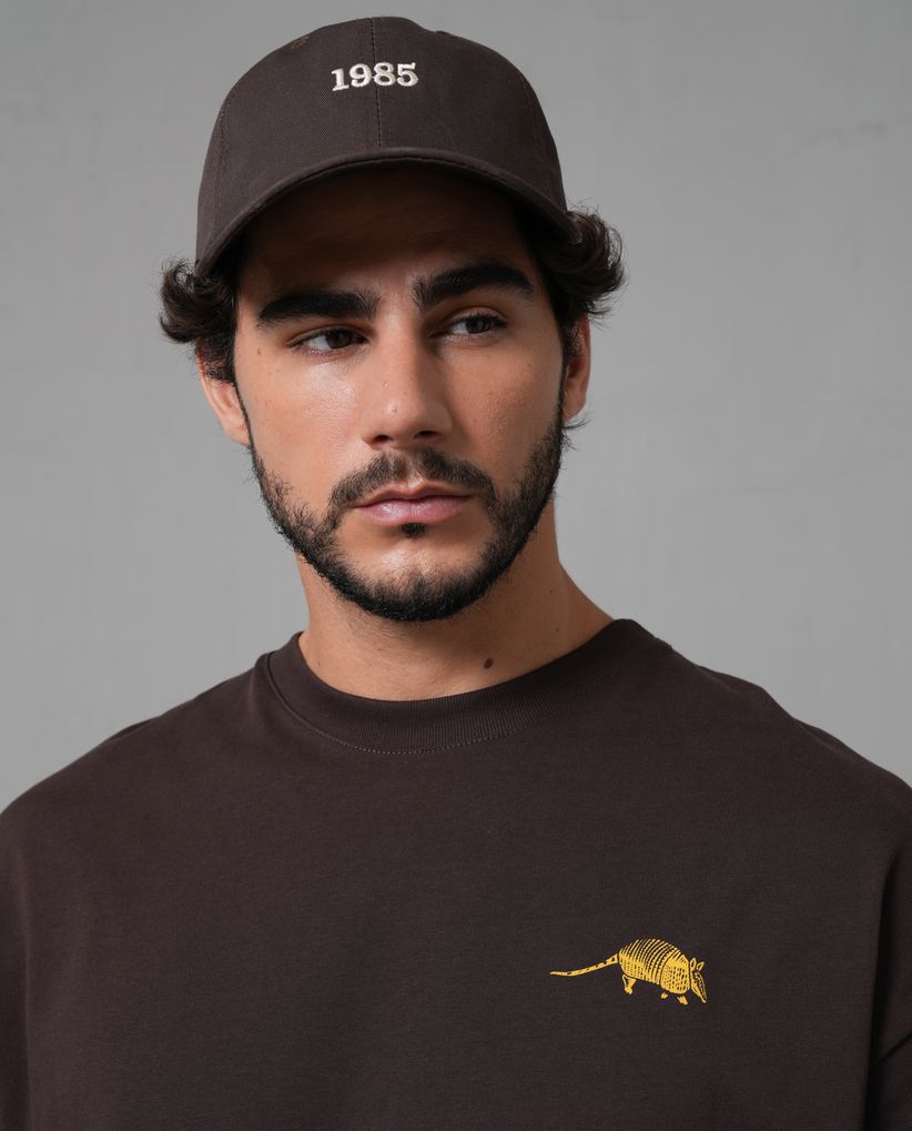 Camiseta estampada en espalda para hombre