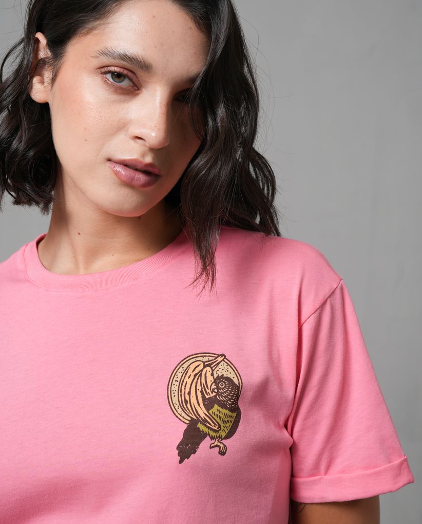 Camiseta con estampado en espalda para mujer