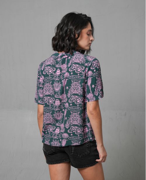 Camisa tipo Resort estampada para mujer