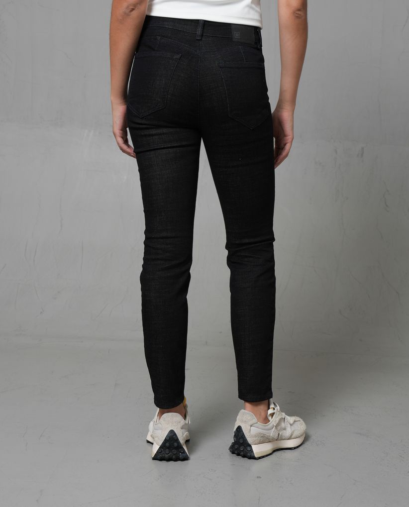 Jean Magic Up cinco bolsillos para mujer