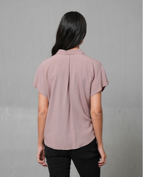 Camisa de manga rodada liviana para mujer