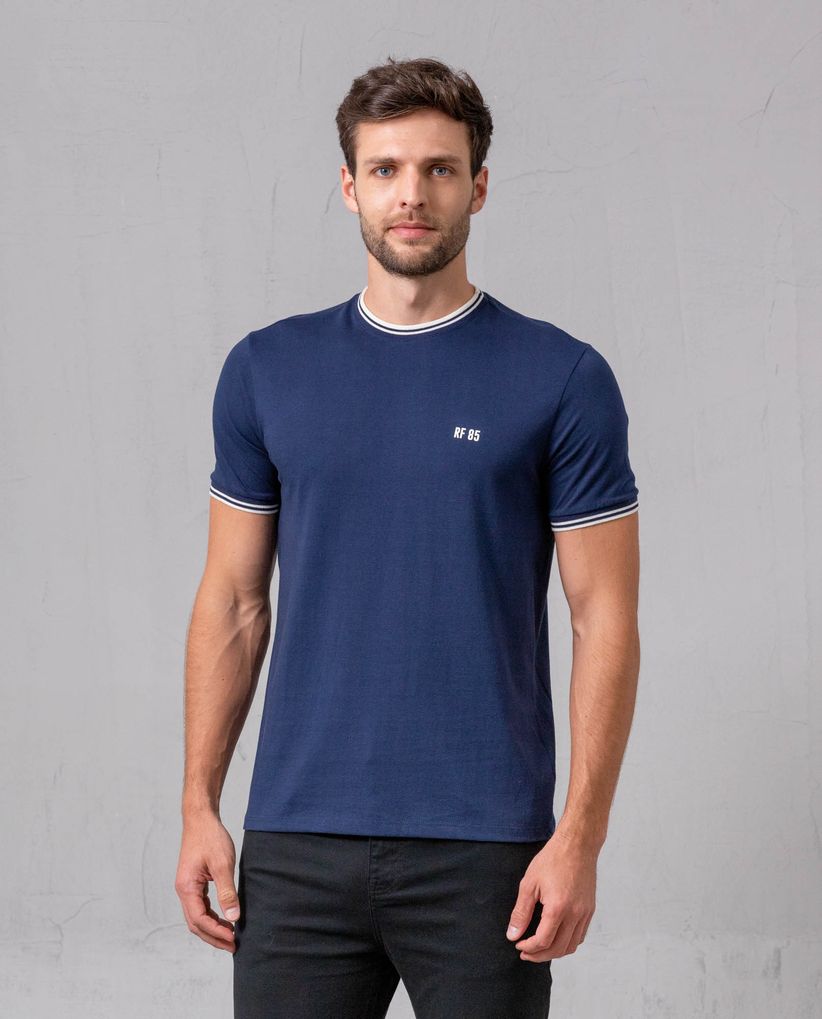 Camiseta con cuello y puños en contraste para hombre