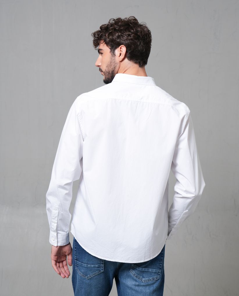 Camisa manga larga con mini bordado para hombre