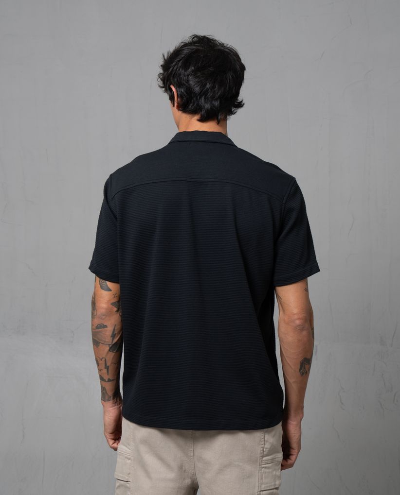 Camisa resort en tejido de punto para hombre