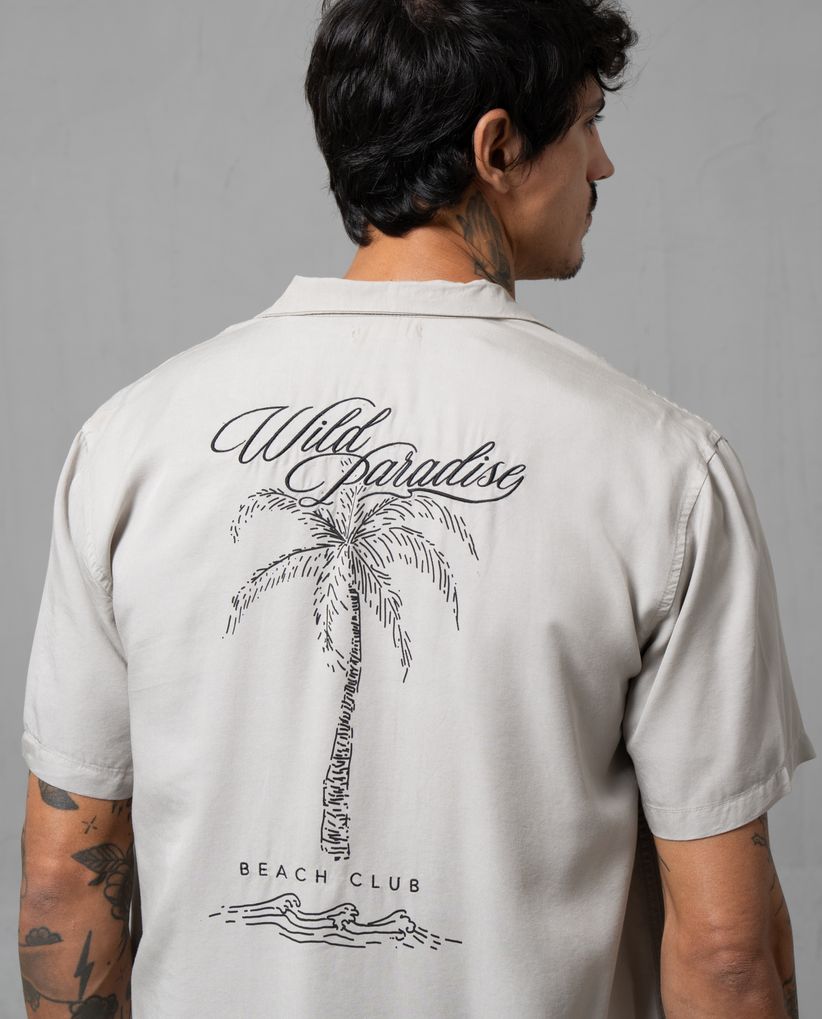 Camisa resort con estampado para hombre