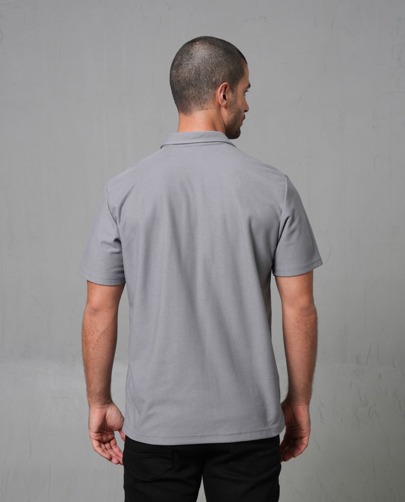 Polo de tela con textura con cierre para hombre
