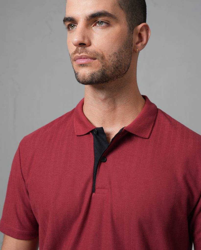 Polo clásica con tela texturizada para hombre